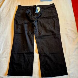 Ann Taylor Loft women's black capri pants NWT
